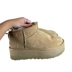 UGG Classic Ultra Mini Platform Boot in Chestnut sz 8